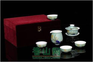 匠心傳承，藝術(shù)之美——探訪(fǎng)珠海市香洲景潤(rùn)窯工藝美術(shù)品店